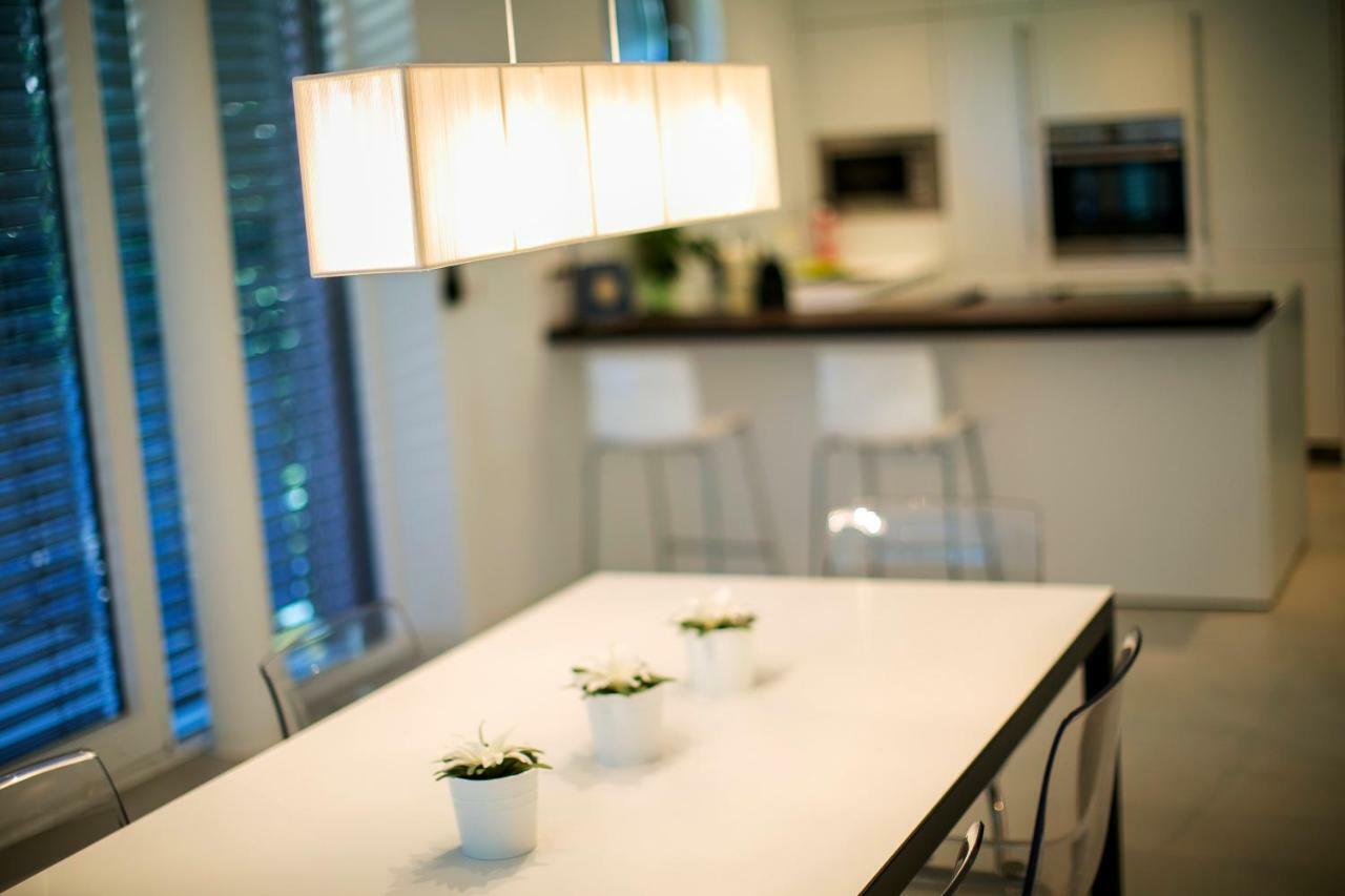 Luxury Apartments "Garden Of Eden" Виена Екстериор снимка